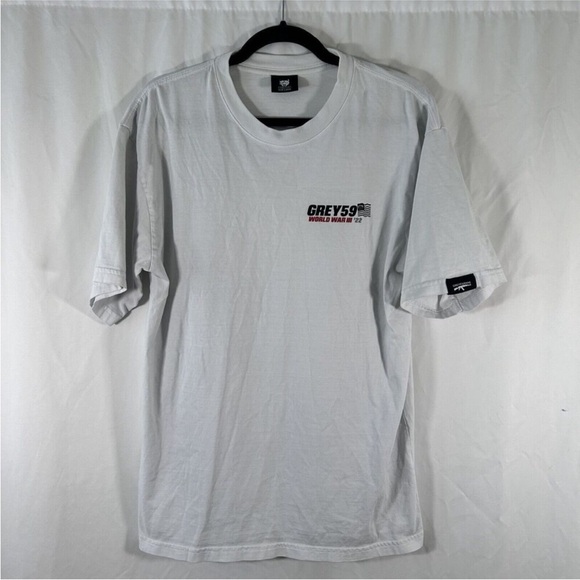 G59 Shirt Men's Large Off White Grey59 World War III '22 Graphic Short Sleeve - Picture 1 of 9